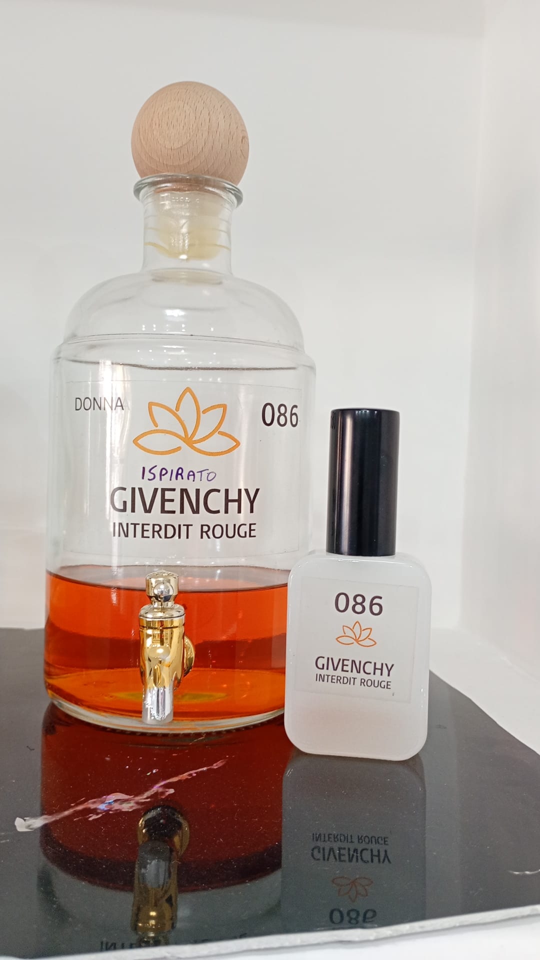 086 - Ispirato a Givenchy INTERDIT ROUGE